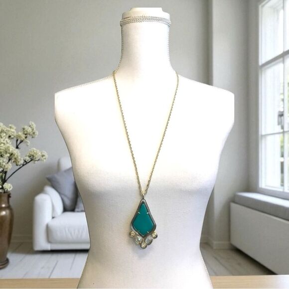 NWT Kendra Scott Teresa Pendant Necklace Gold Teal - Picture 5 of 7